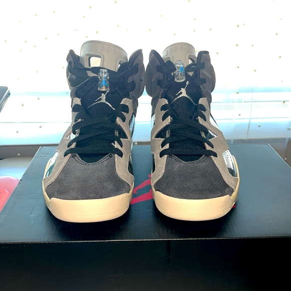 Brand new Jordan 6 retro🦋 - Picture 3 of 7